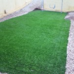 Pose d'un gazon synthétique pour l'aménagement d'un mini terrain de foot elagage, élagage, abattage, tailles, var, Toulon, Hyères, la seyne sur mer, Six fours, Saint Tropez